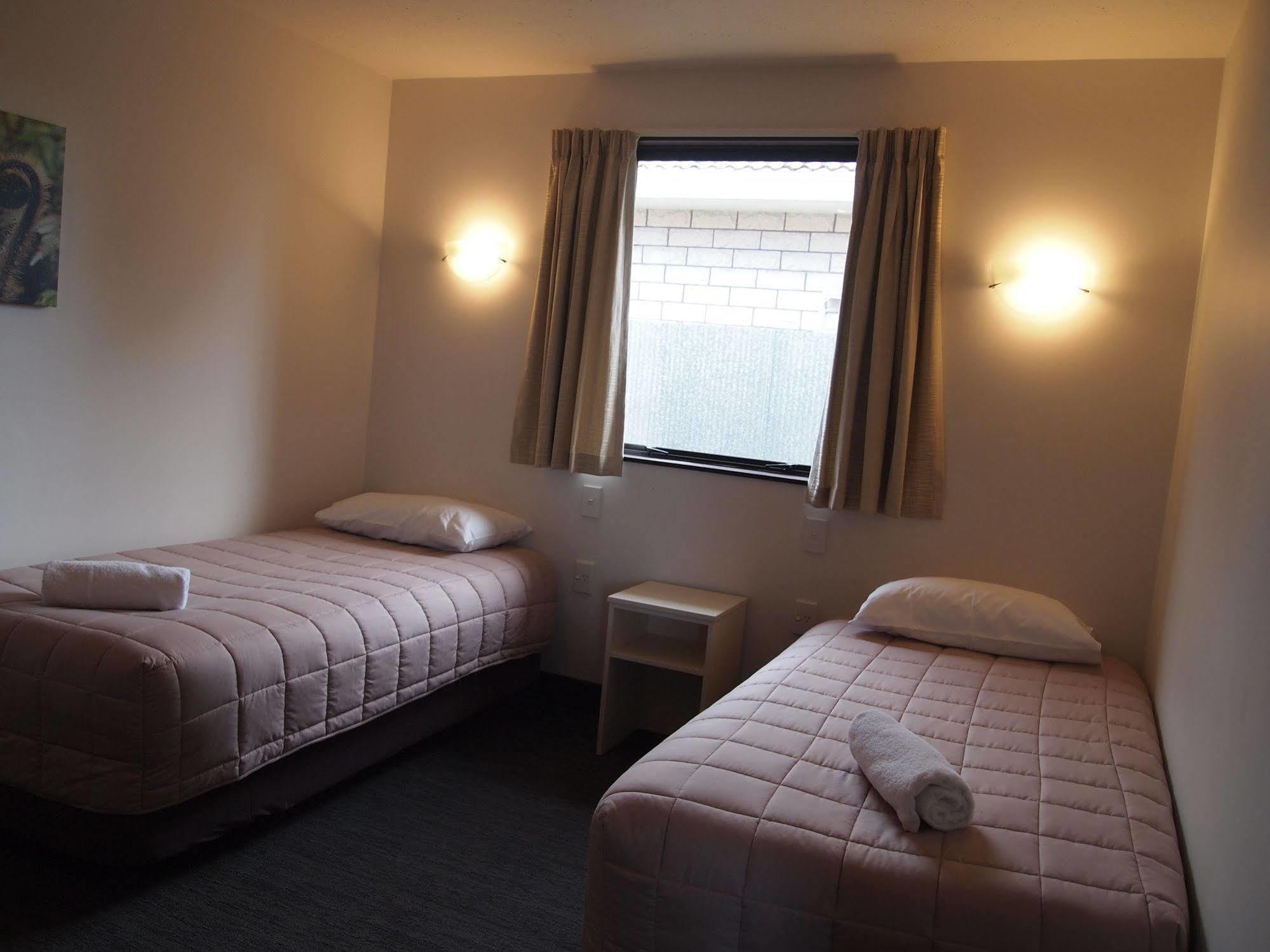 Airport Lodge Motel Κράισττσερτς Εξωτερικό φωτογραφία